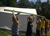 Kids-tragen-gemeinsam-gross